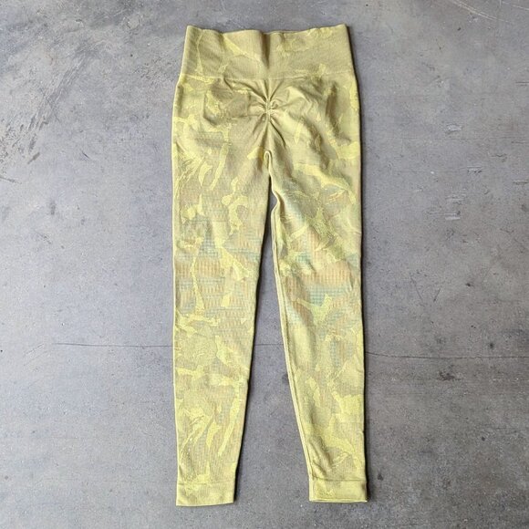 Gymshark Adapt Camo Seamless Sports Bra and Leggings Set Green small - Picture 9 of 9